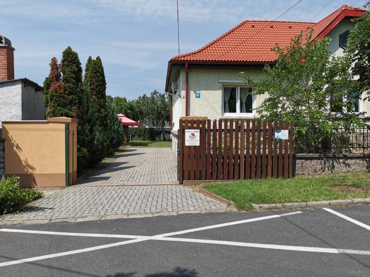 Glazer Szallas Tapolca Extérieur photo